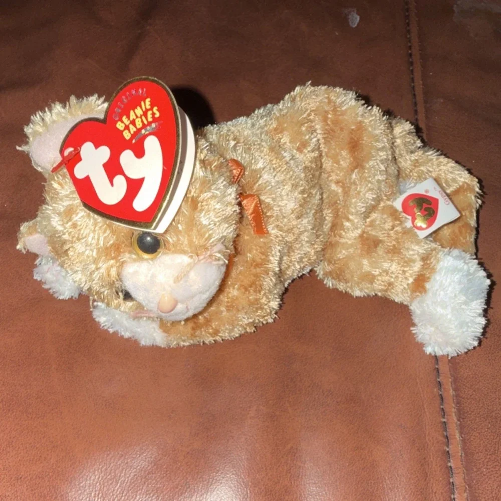 Ty Beanie Babies Gypsy Tan/White Cat Plush 2004 tag error